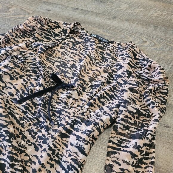 ZARA | Animal Print Long Sleeve Mini Dress | Sz. XS - Picture 7 of 9